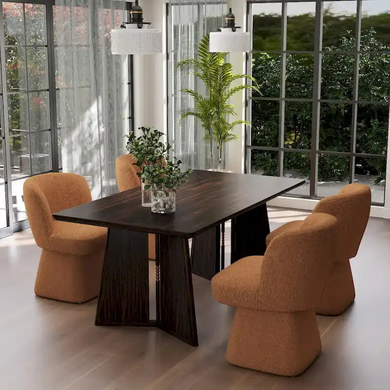 Chaises de salle à manger tapissées de tissu
