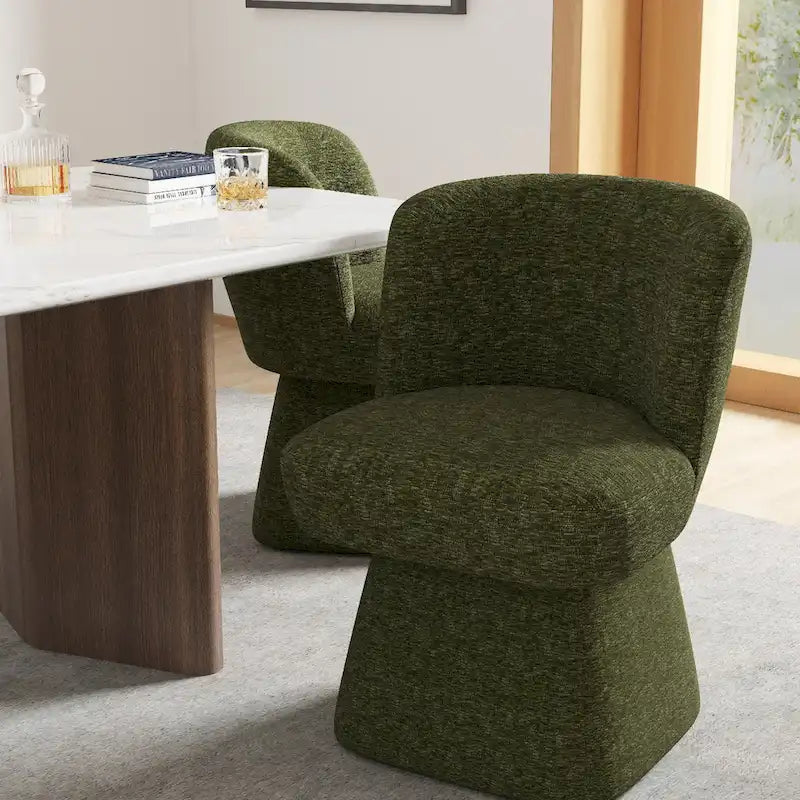 Chaises de salle à manger tapissées de tissu
