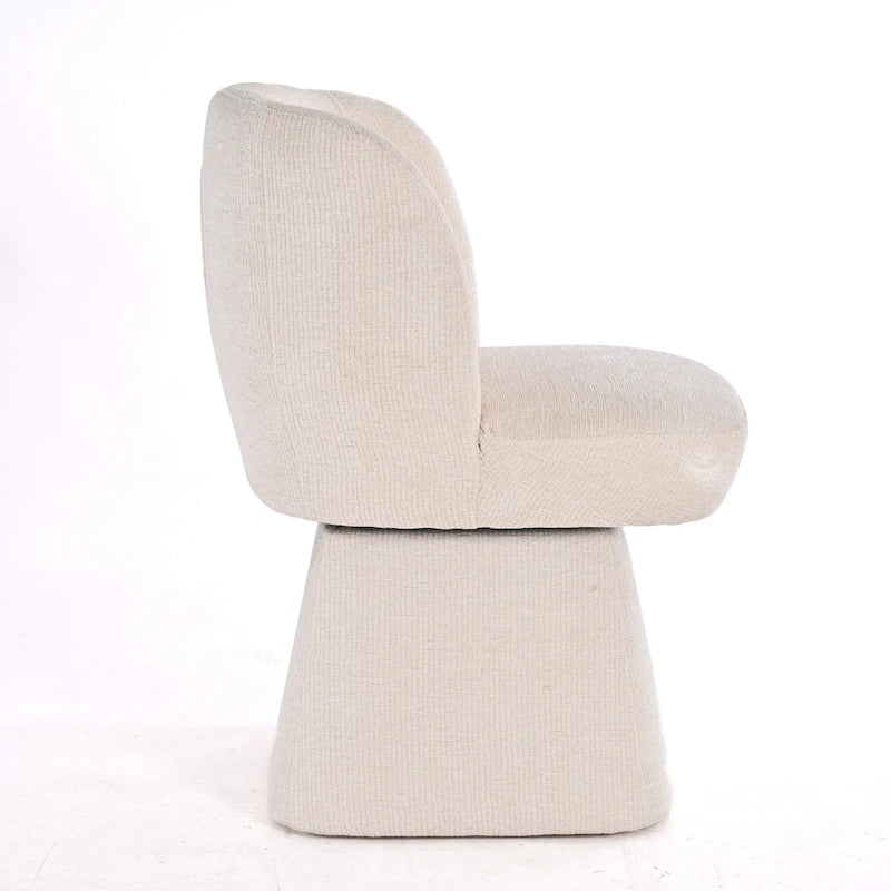 Chaises de salle à manger tapissées de tissu