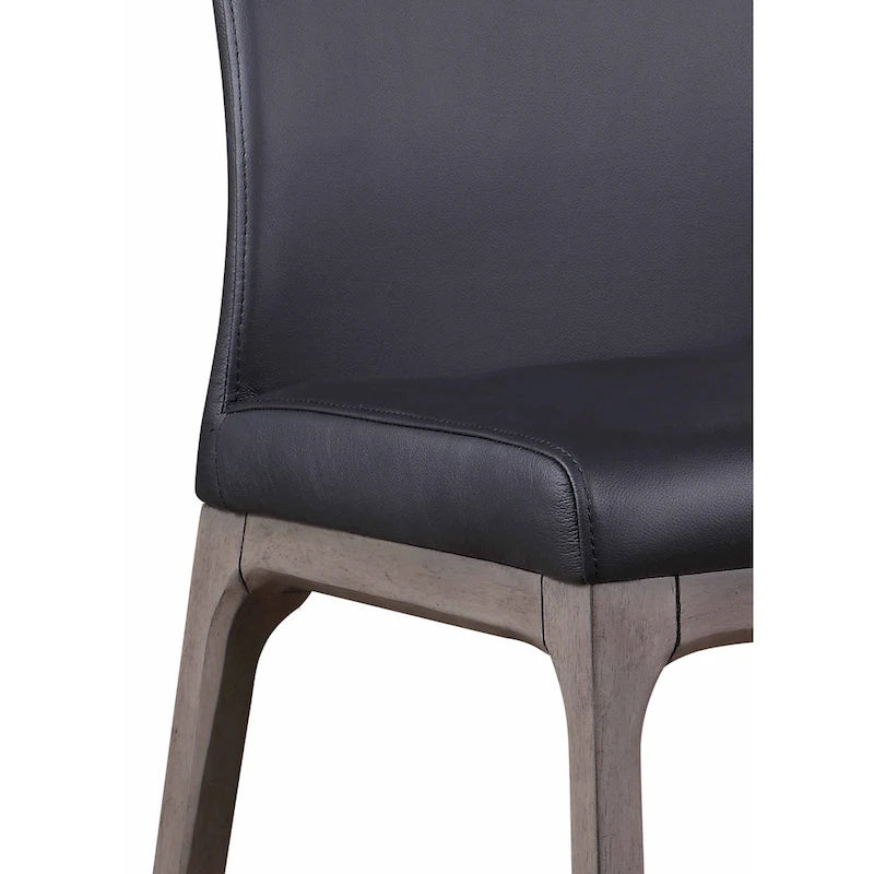 Chaise d'appoint contemporaine à dossier galbé avec piètement en bois
