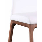 Chaise d'appoint contemporaine à dossier galbé avec piètement en bois