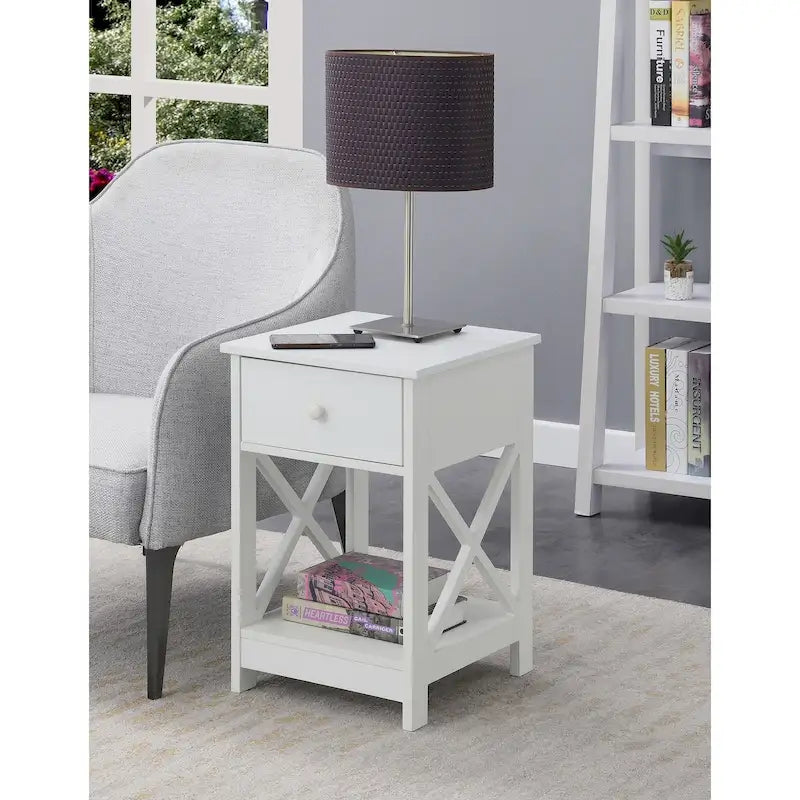 Table d'appoint style Oxford avec 1 tiroir et étagère ouverte | Plusieurs finitions | Table d'appoint compacte