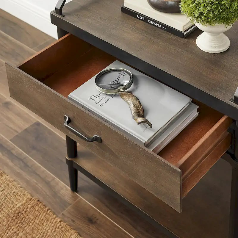 Table d'appoint latérale en bois du milieu du siècle avec tiroir